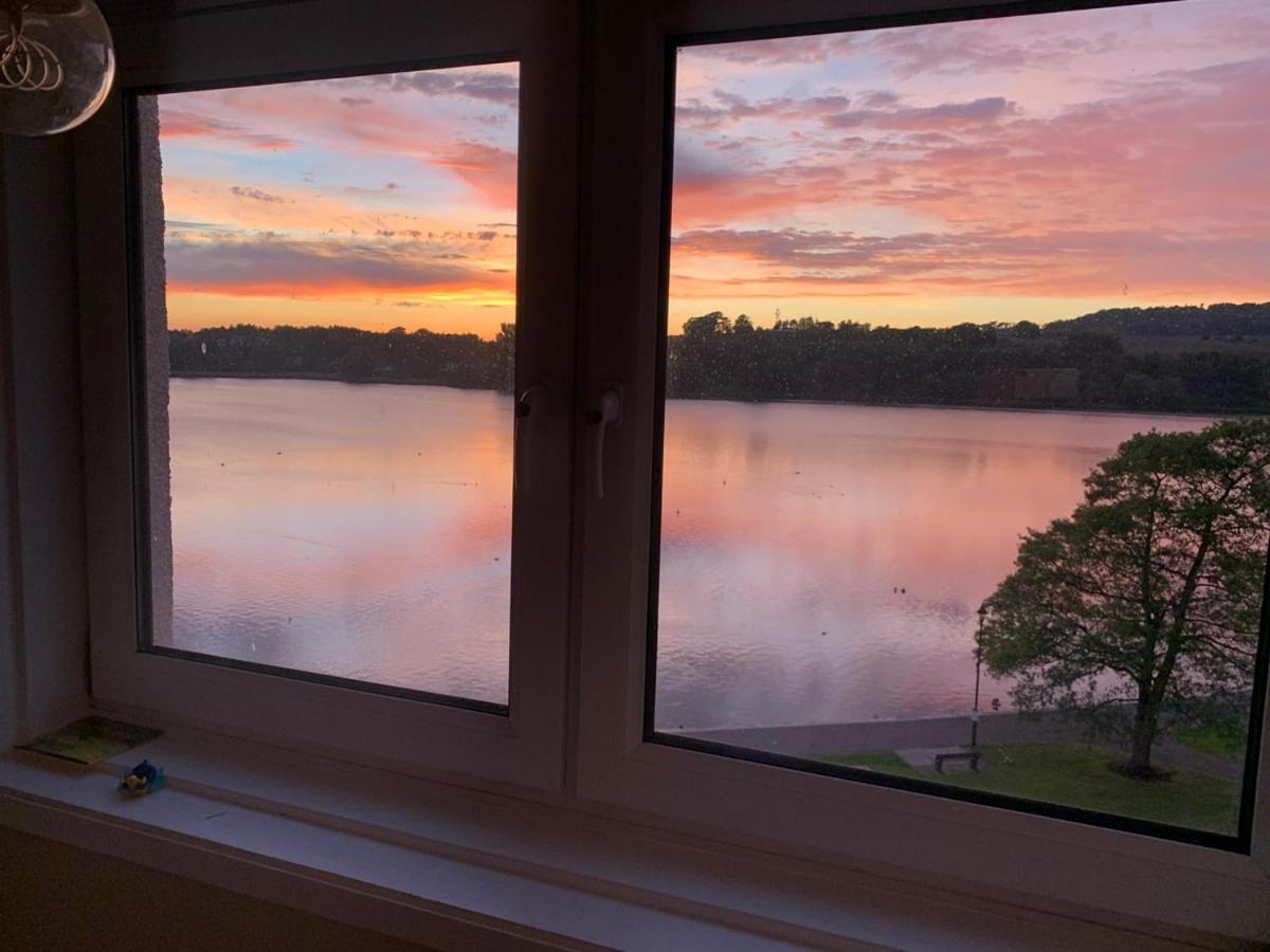 Scandi Style Apartment With Stunning Views 林利斯戈 外观 照片